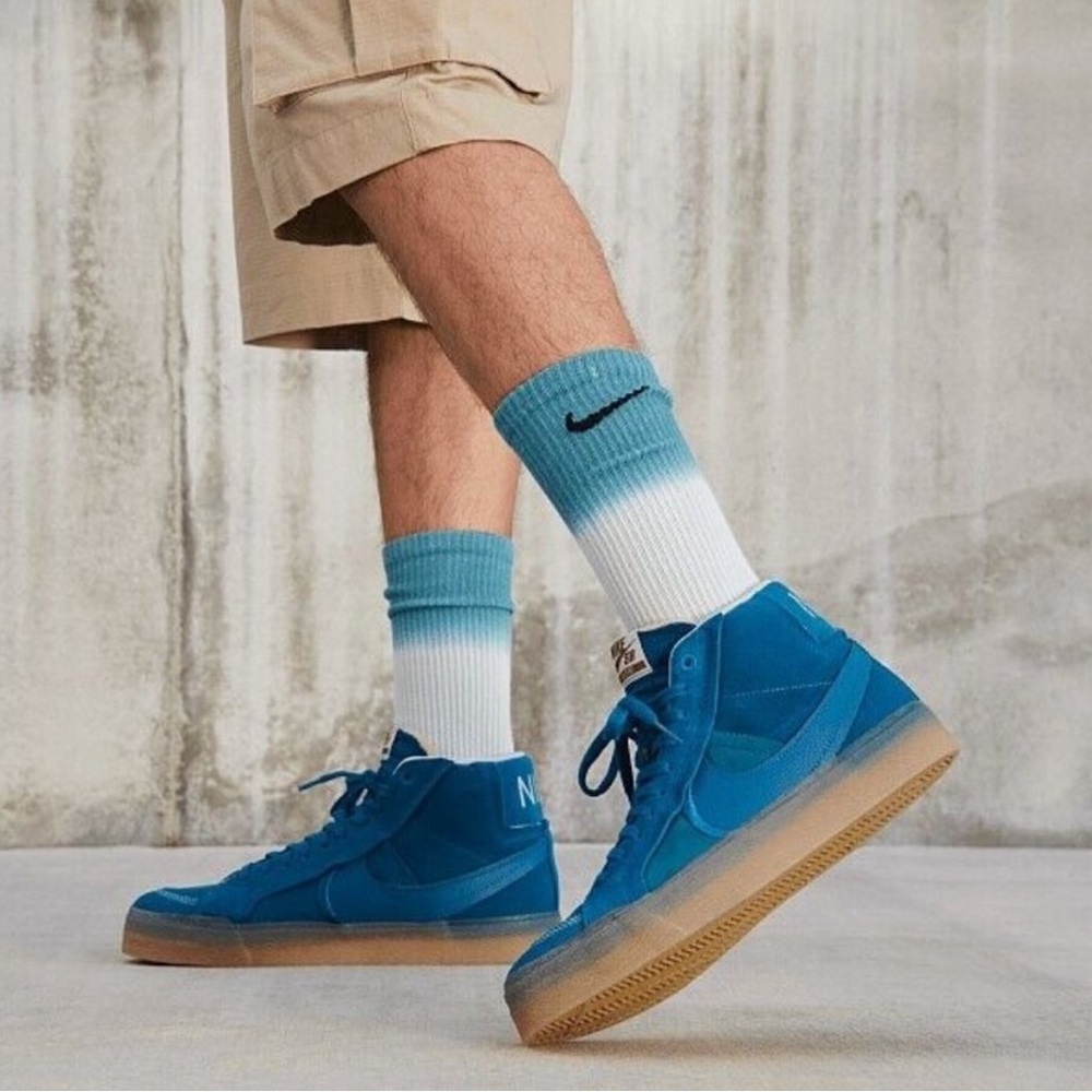 Blue Nike SB Zoom Blazer Mid PRM Plus Green Abyss Skate Shoes